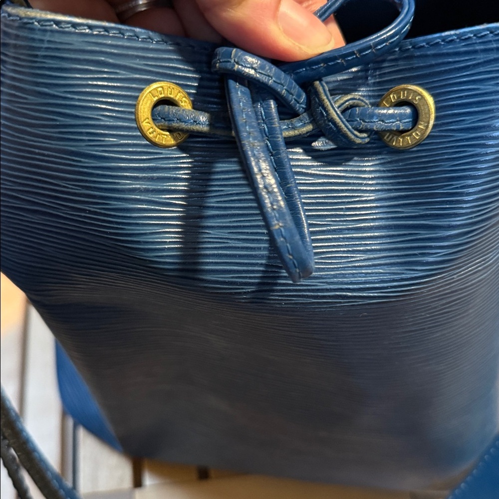 Louis Vuitton Blue Epi Petit Noe Bag - Picture 6 of 12